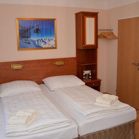 Private Room Pyrkerstrasse Bad Hofgastein Oda fotoğraf