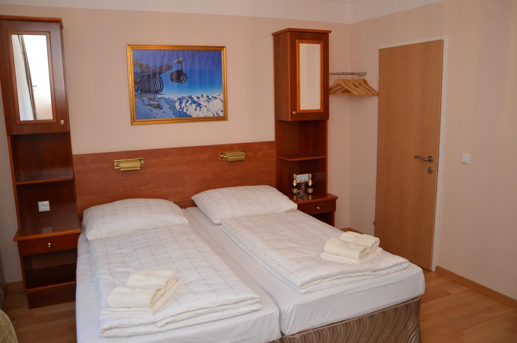 Private Room Pyrkerstrasse Bad Hofgastein Oda fotoğraf
